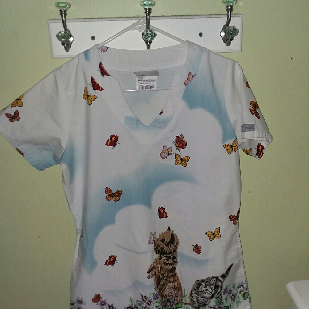 UA Scrub Top